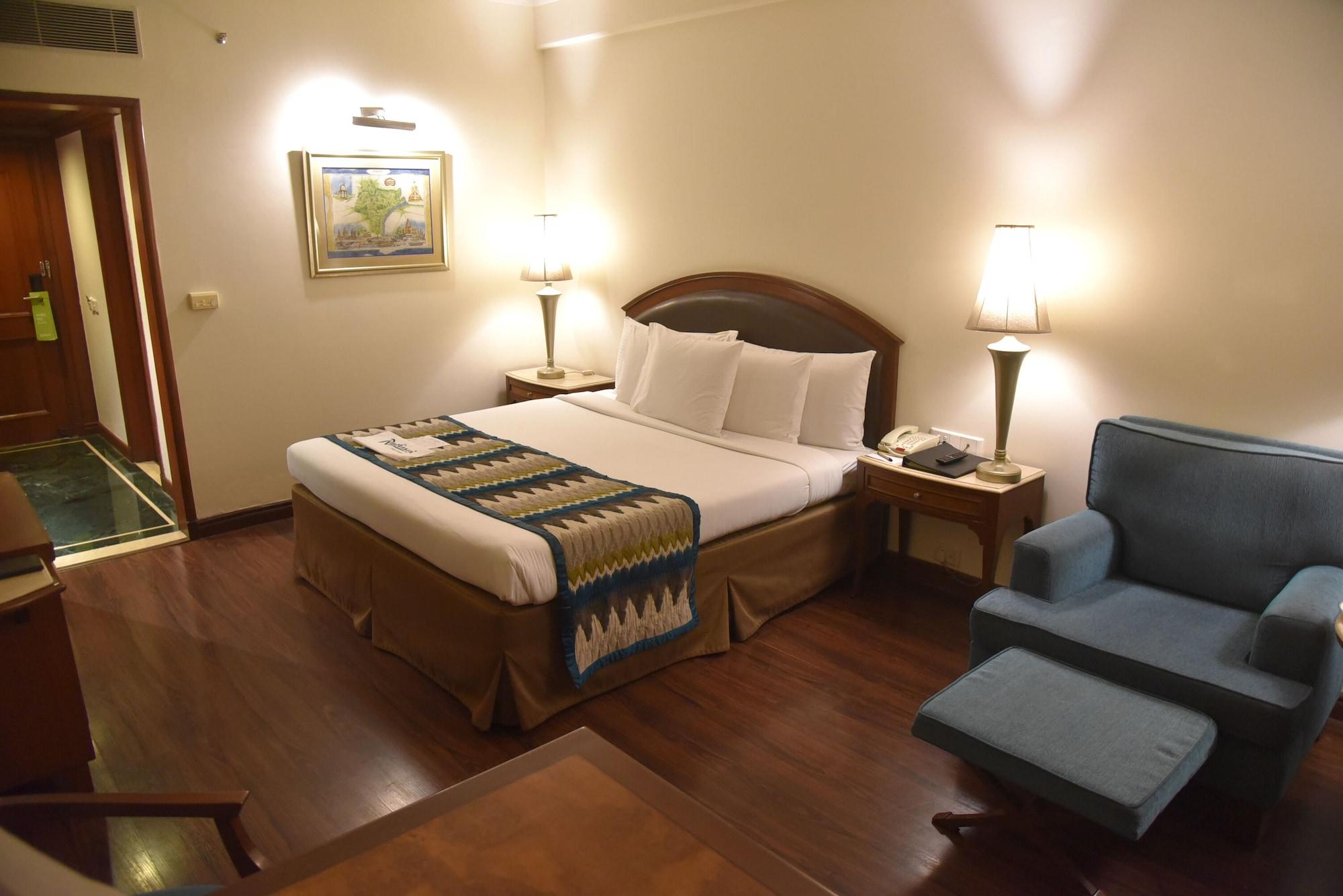 Radisson Hotel Varanasi Esterno foto