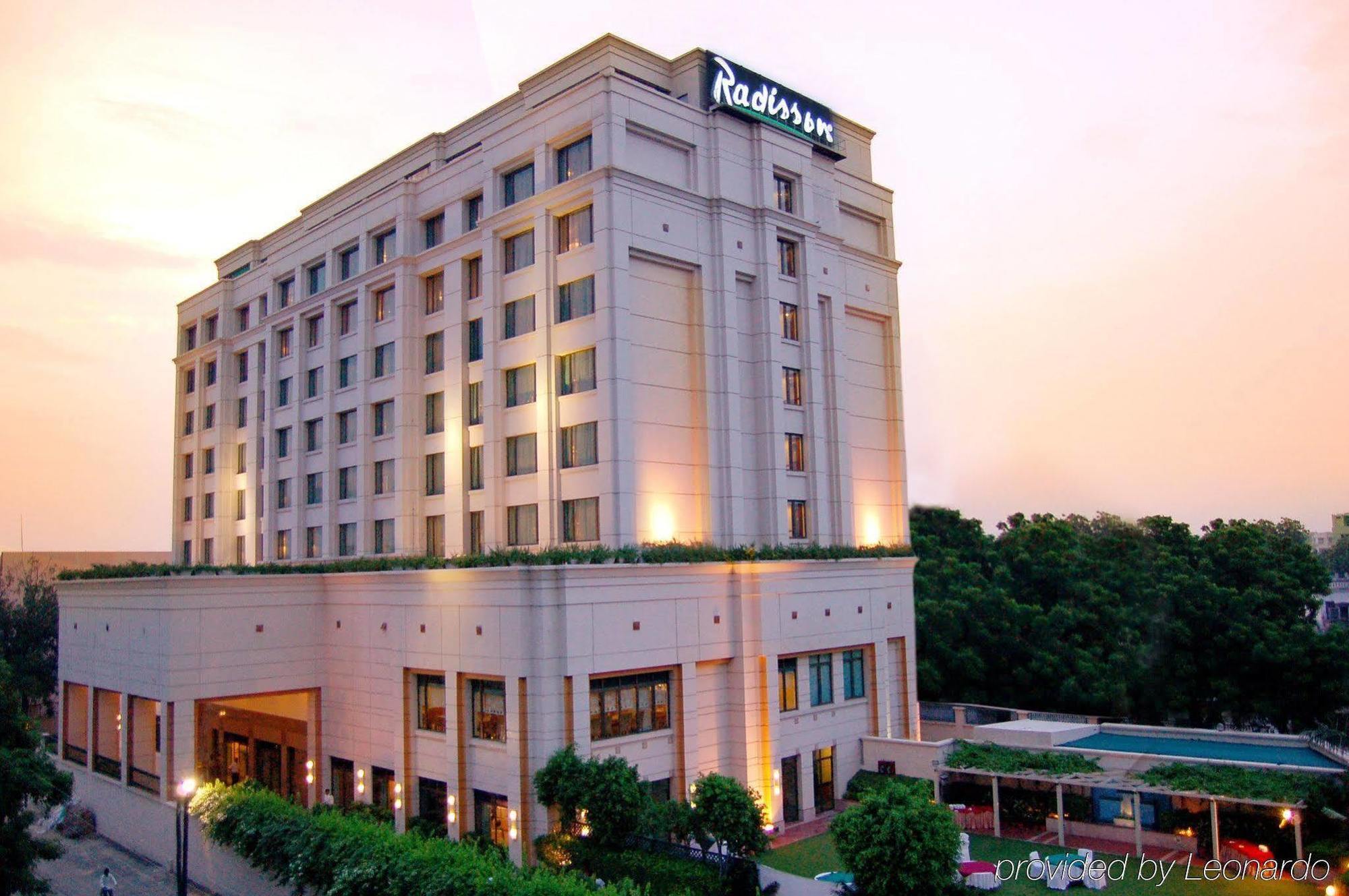 Radisson Hotel Varanasi Esterno foto
